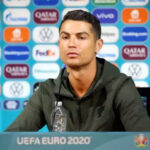 Cristiano Ronaldo CR7 oferece EMPREGO com salario de R 335