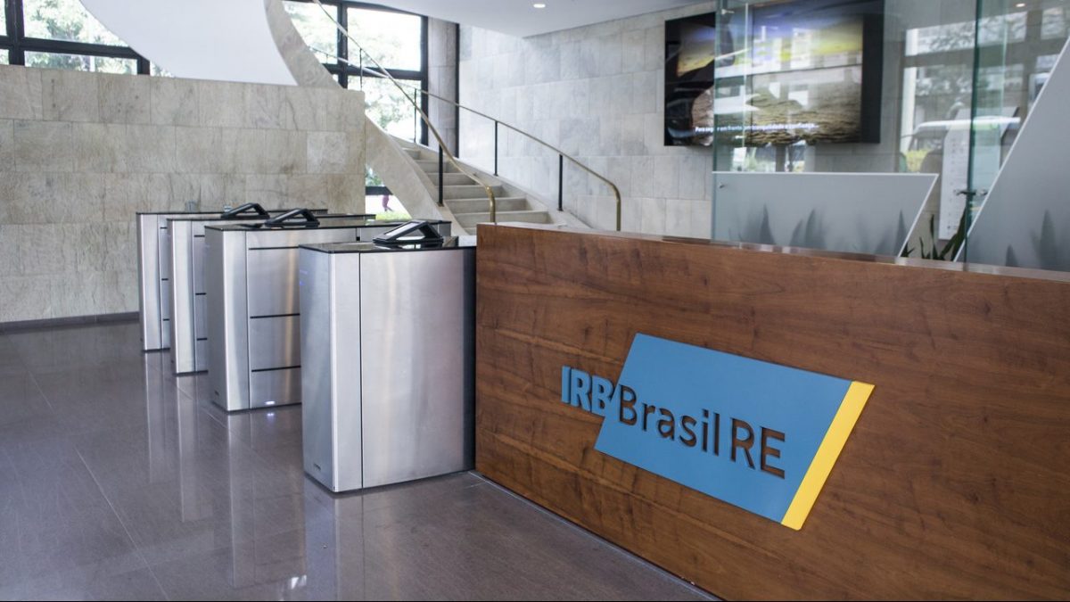 IRB Brasil RE recupera suficiencia regulatoria no 3T22 Revista