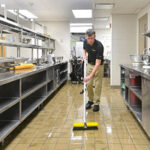 Profissional para limpeza pesada – Salario R190000 – Empregos em.png