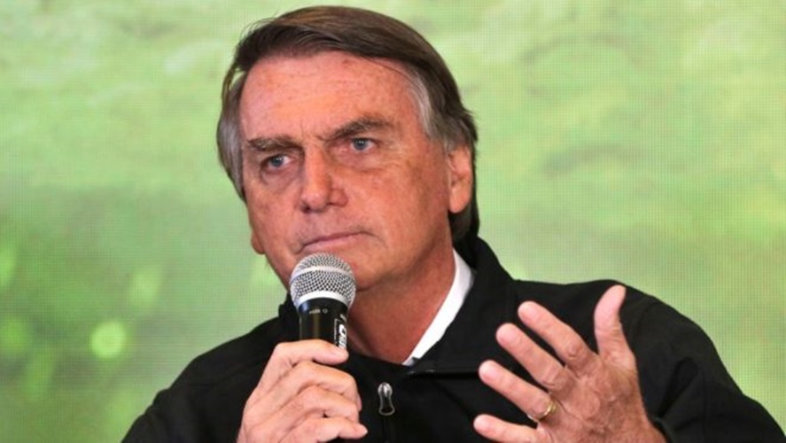 Bolsonaro diz nao acreditar que Adelio Bispo agiu sozinho.jpg