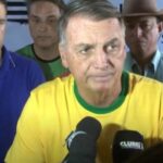 Bolsonaro se pronuncia para multidao e ‘detona Lula ‘nao aguentamos.jpg