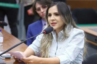 Deputada destina R 378 milhoes para a prefeitura do marido.jpg