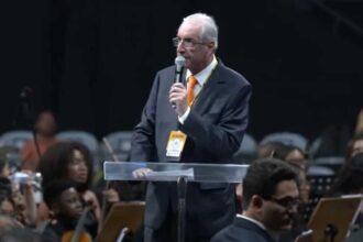 Eduardo Cunha e vaiado em evento da Assembleia de Deus.jpg