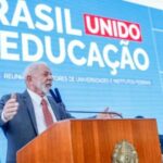 Greve Professores criticam Lula por reunir se apenas com reitores.jpg