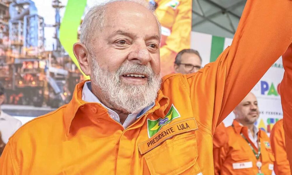 Jornalista critica gestao Lula Monstro no ventre da Petrobras.jpg