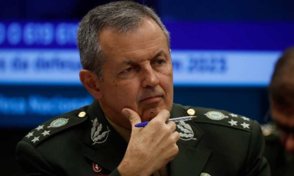 ‘Erramos diz comandante do Exercito sobre post de Villas Boas.jpg