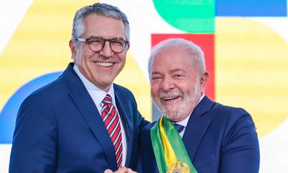 Apos atentado nos EUA governo Lula quer imposto para armas.jpg