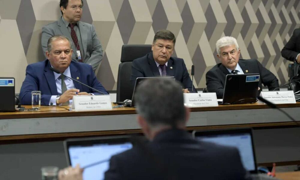 Comissao do Senado adia mais uma vez a votacao do.jpg