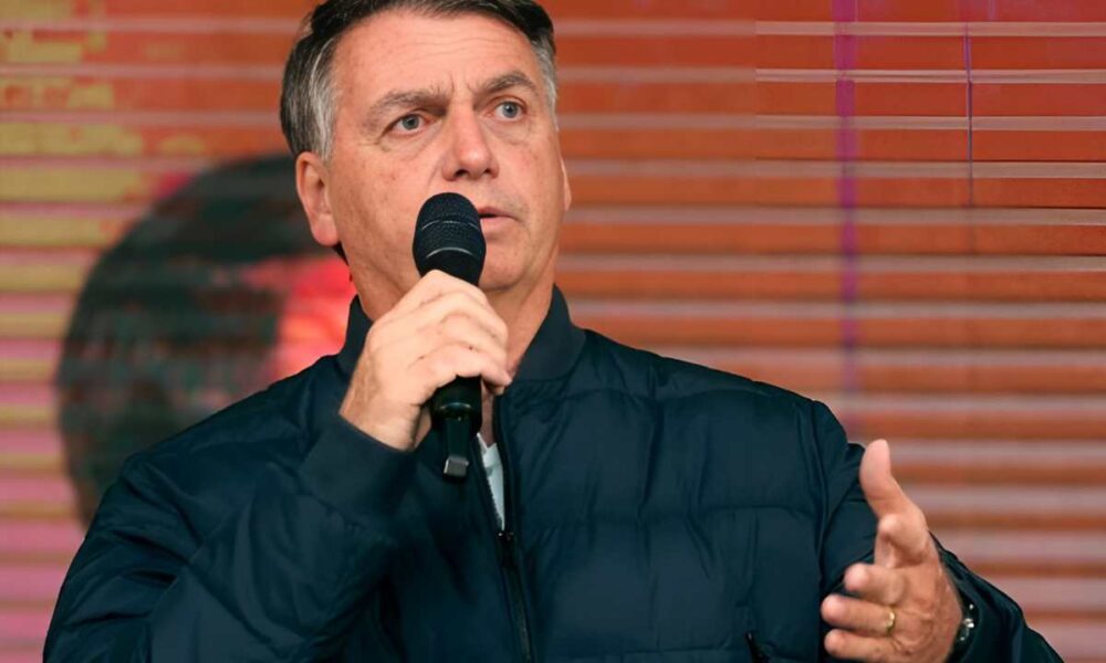 Jair Bolsonaro faz criticas contra o imposto do pecado e.jpg