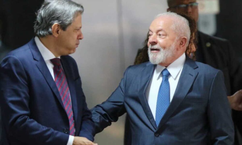 Lula admite nao estar convencido da necessidade de cortar gastos.jpg