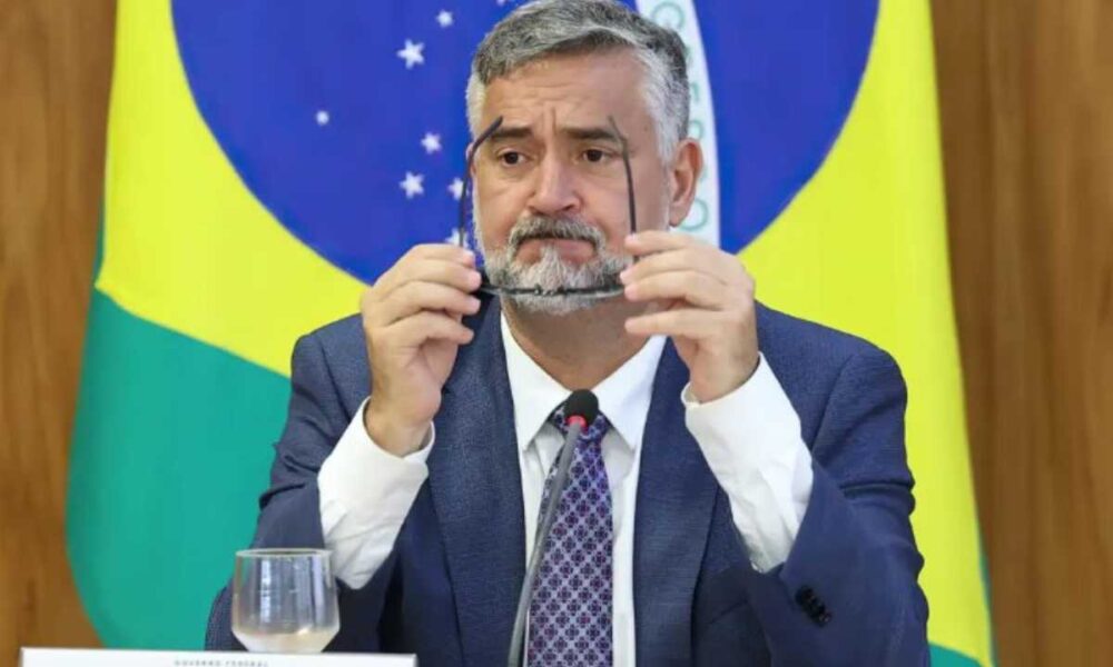 Pimenta ‘da bolo em comissao da Camara e irrita deputados.jpg