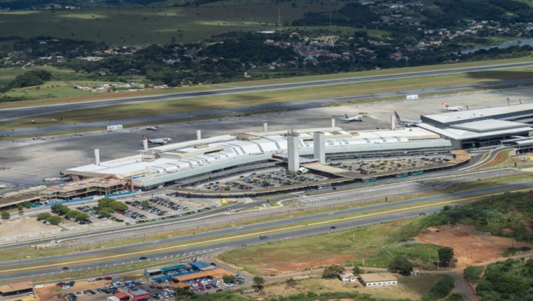 Aeroporto de Belo Horizone - Confins, vista aérea de uma dos maiores aeroportos do Brasil