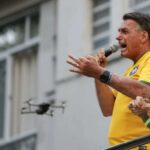 Bolsonaro e aclamado na Festa do Peao em Barretos confira.jpg