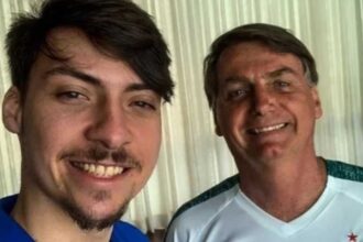 Bolsonaro sobre nome do filho 04 nas urnas Qual a.jpg