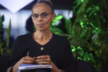 Camara e Senado aprovam convite para Marina Silva explicar incendios.jpg