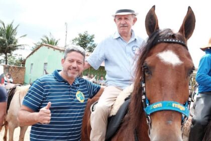 Familia de Arthur Lira expulsa agricultores de suas casas.jpg