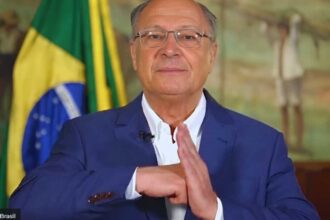 Justica mantem acao contra Alckmin por receber doacao ilegal em.jpg