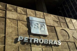 Petrobras reporta prejuizo de R 26 bilhoes no segundo trimestre.jpg