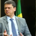 Tarcisio cancela aposentadoria e demite policiais ligados ao PCC.jpg