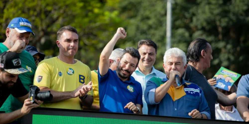 A VIRADA Candidato de Bolsonaro Daniel Martini PL SP encosta em.jpg