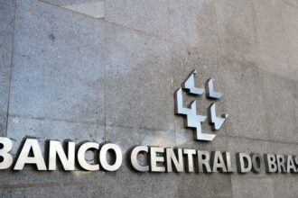 AGORA Banco Central anuncia retomada da alta dos juros veja.jpeg