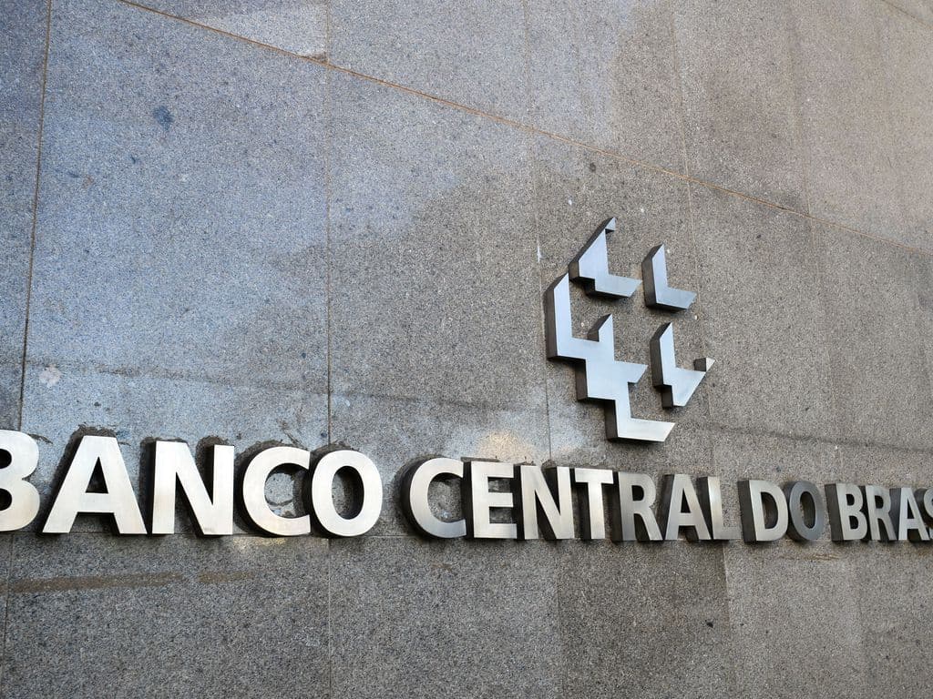 AGORA Banco Central anuncia retomada da alta dos juros veja.jpeg