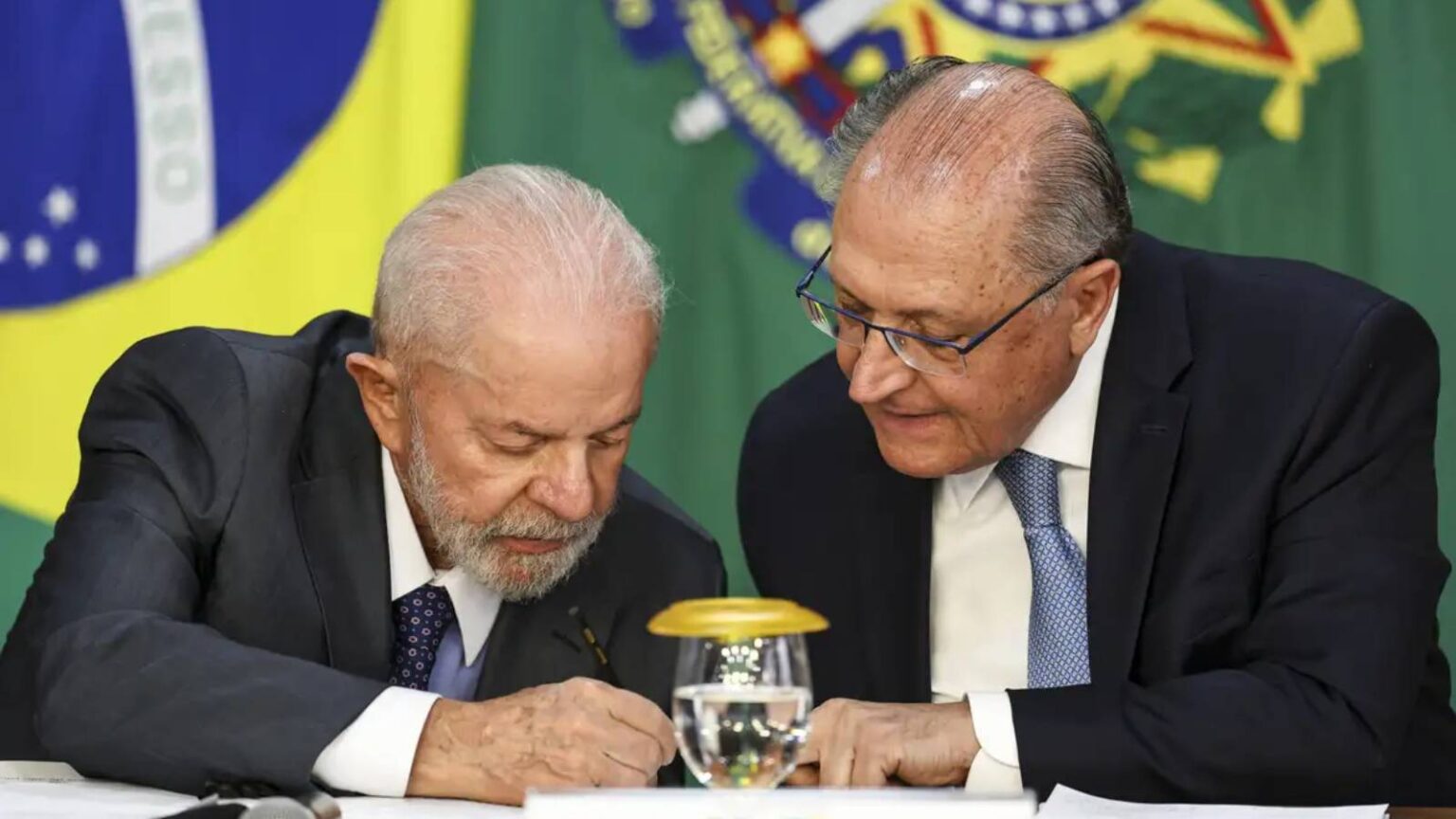 apex-assina-convenios-de-r-537-milhoes-para-incentivar-exportacao-nao-tem-industria-se-nao-tiver-consumo-disse-lula-tvt-news