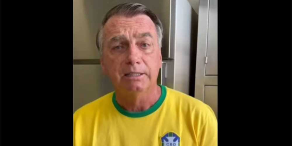 Bastante gripado e sem voz Bolsonaro vai participar neste sabado.jpg