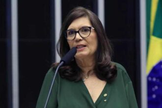 Bia Kicis apresenta Projeto de Lei que veta Restricoes ao.jpg