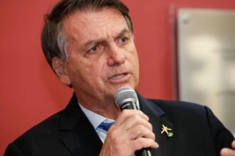 Bolsonaro critica Moraes apos volta do TwitterX.jpg