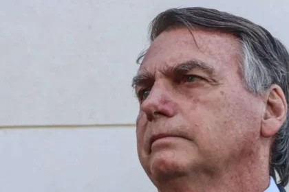 Bolsonaro manda mensagem enigmatica para Alexandre de Moraes e o.webp.webp