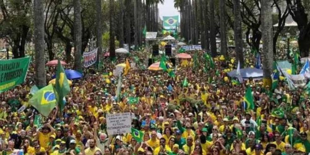 Cleitinho Nikolas e outras liderancas da direita se reunem em.jpg