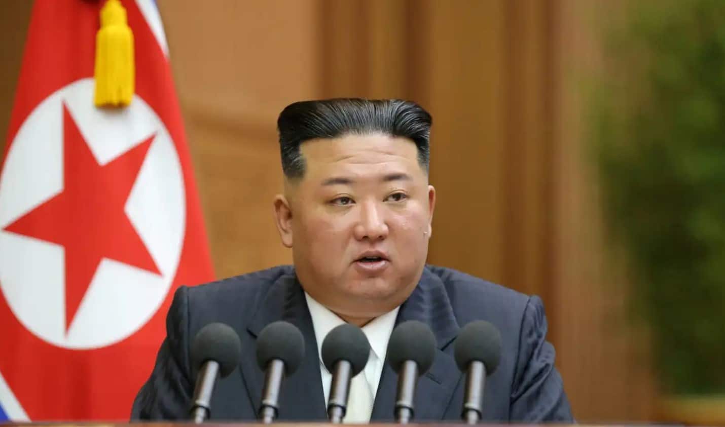 Coreia do Norte Kim Jong un executa 30 funcionarios apos inundacoes.jpg