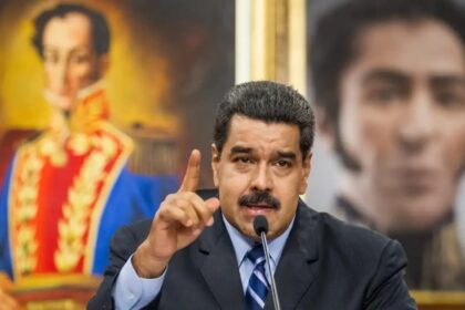 Estados Unidos prometem reacao forte contra Maduro apos ordem de.jpg