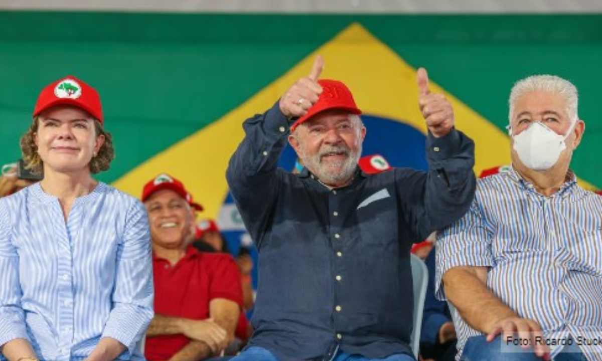 Governo Lula tem planos para homenagear o MST no desfile.jpg