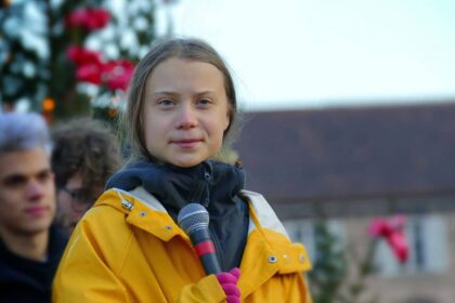 Greta Thunberg se envolve em nova polemica e e presa.jpg