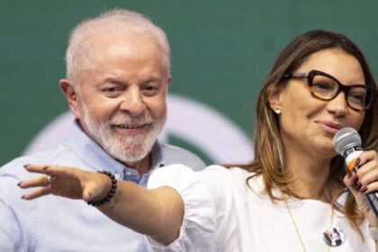 Lula concede medalha do merito para Janja Xuxa e Luiza.jpg