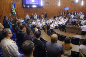 moises-selerges-recebe-titulo-de-cidadao-honorario-de-santo-andre-foto-adonis-guerra-tvt-news