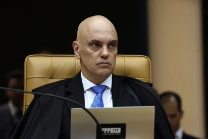 Moraes esta passando dos limites diz ex presidente do STF.webp.webp