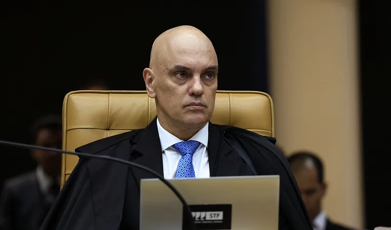 Moraes esta passando dos limites diz ex presidente do STF.webp.webp