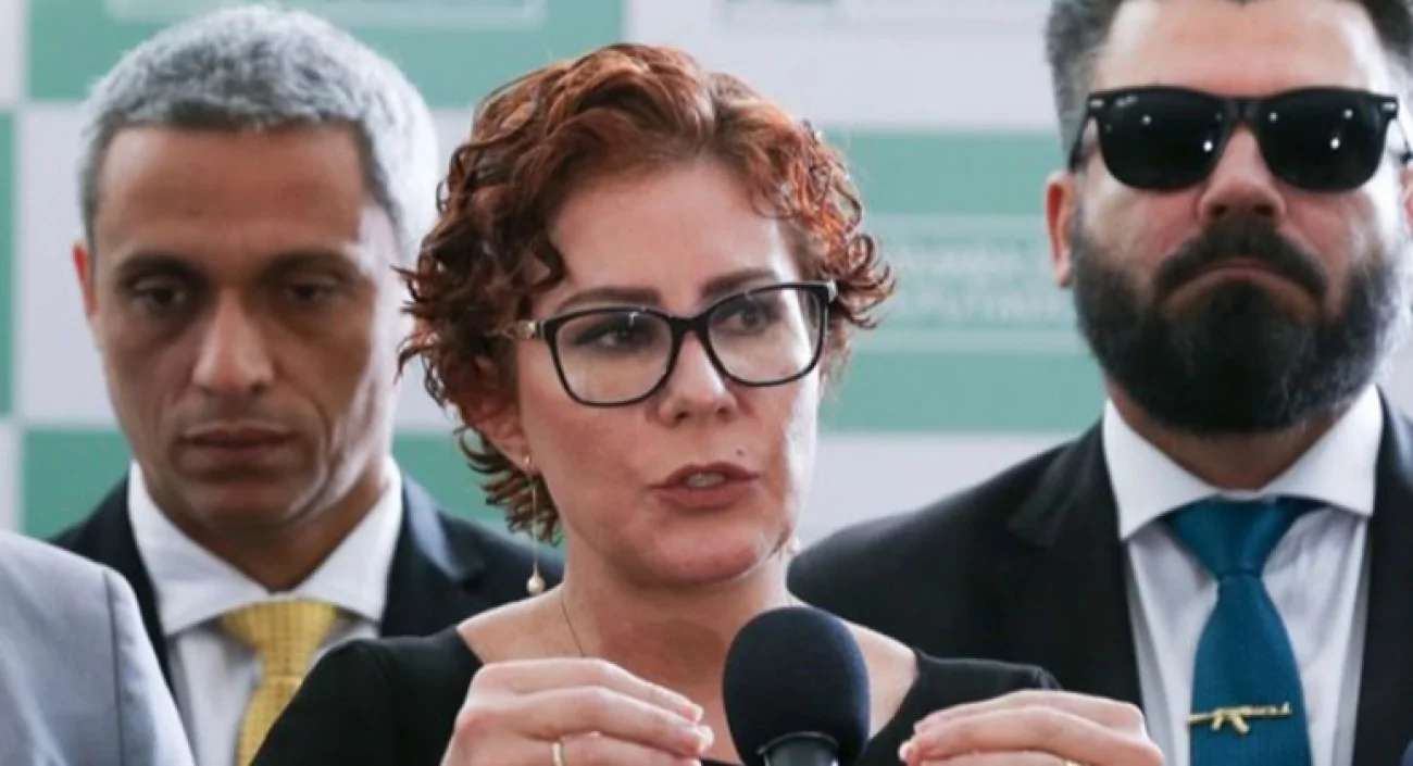 PSOL e derrotado na justica apos tentar incriminar Carla Zambelli.jpeg