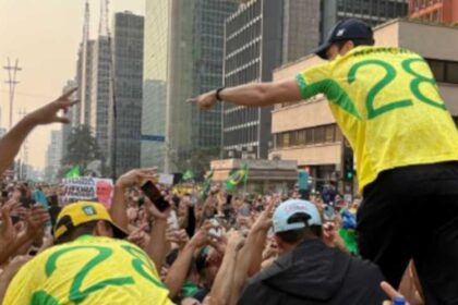 Pablo Marcal foi barrado no trio de Bolsonaro durante o.jpg