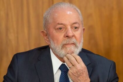 Sob governo Lula disparidade salarial dispara mulheres passam a ganhar.jpg