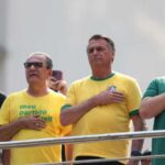 Tarcisio de Freitas participa de ato com Jair Bolsonaro e.jpg