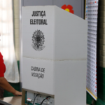 nove-capitais-tem-taxa-de-abstencao-maior-do-que-os-votos-no-segundo-colocado-o-numero-de-eleitores-que-escolheram-a-abstencao-ficou-acima-que-a-quantidade-de-votos-dos-segundos-colocados-de-nove-capitais-brasileiras-foto-reproducao-alejandro-zambrana-tse-tvt-news