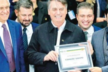 Bolsonaro Ronaldo Caiado nao honra a propria palavra veja o.jpg