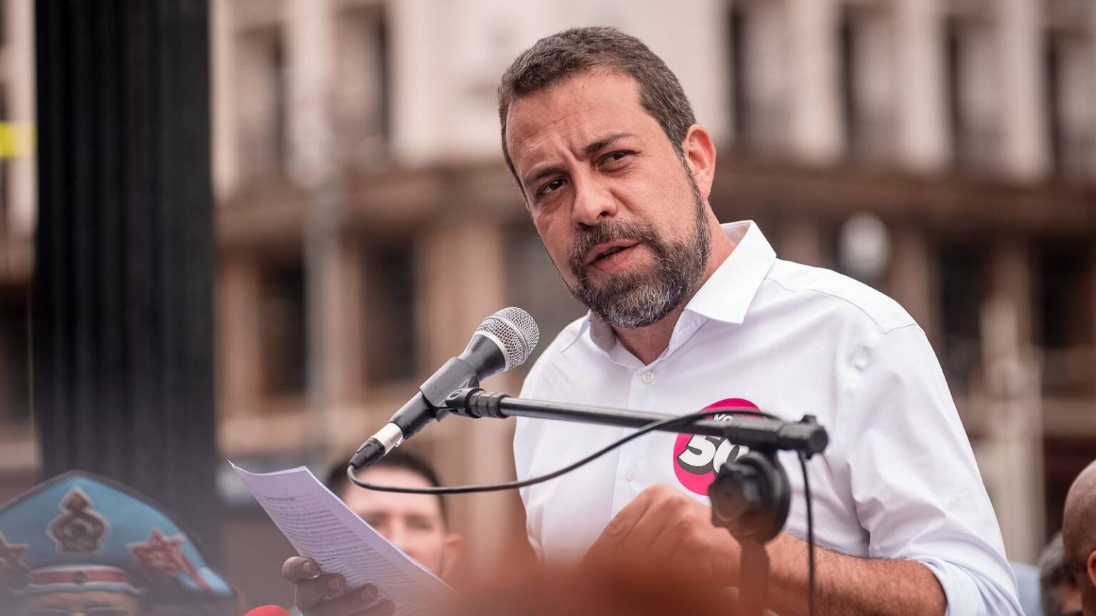 boulos-lanca-carta-ao-povo-de-sao-paulo-nao-desistam-da-mudanca-a-esperanca-pode-sim-vencer-o-medo-disse-boulos-emulando-lula-tvt-news