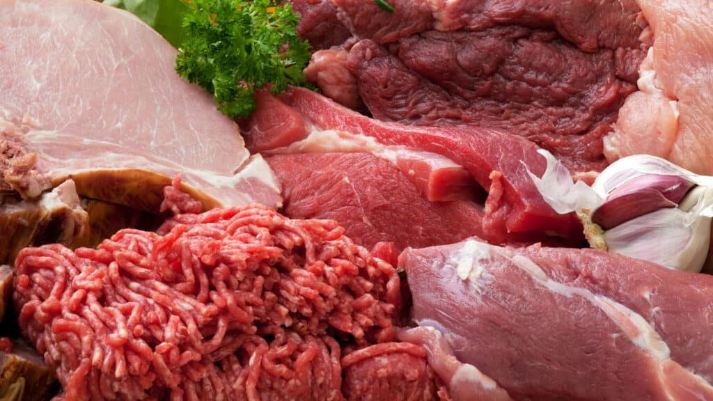 Churrasco mais caro: preços das carnes disparam e têm a maior alta desde 2020