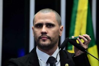 Cleitinho pede obstrucao total no Senado para destituir Moraes.jpg