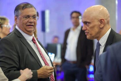 Dino e Moraes fazem piada sobre comunismo em julgamento no.jpg